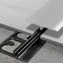 Profilo di dilatazione + base femmina colore Alluminio anodizzato per pavimenti SPC image